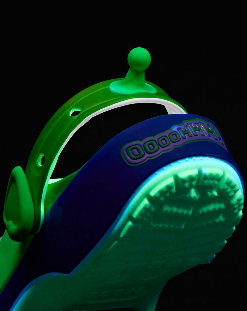 Crocs Grade School Toy Story Alien Classic Clog 213826-90HJ Green 9