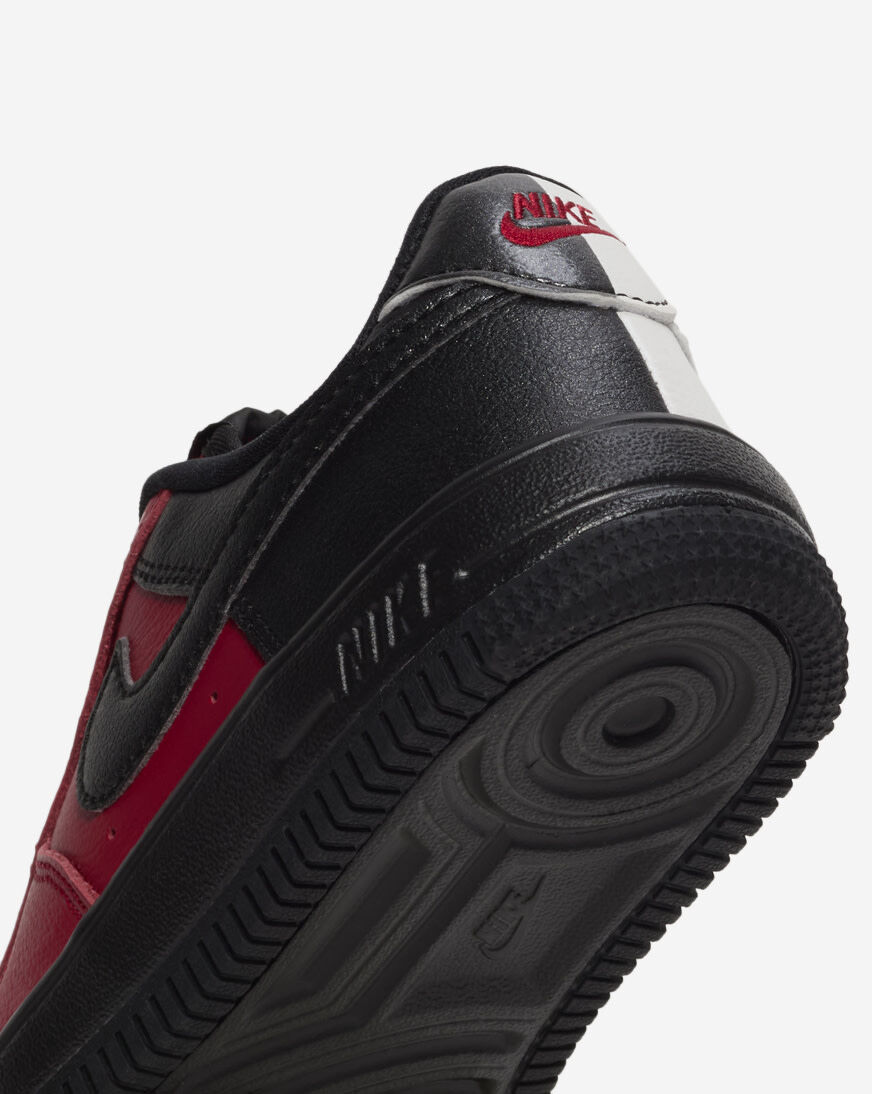 Shop Nike Little Kids' Air Force 1 LV8 IQ2740-600 red | SNIPES USA