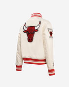 PRO STANDARD Chicago Bulls Retro Classic Rib Satin Jacket BCBU56212-ERD cream 3