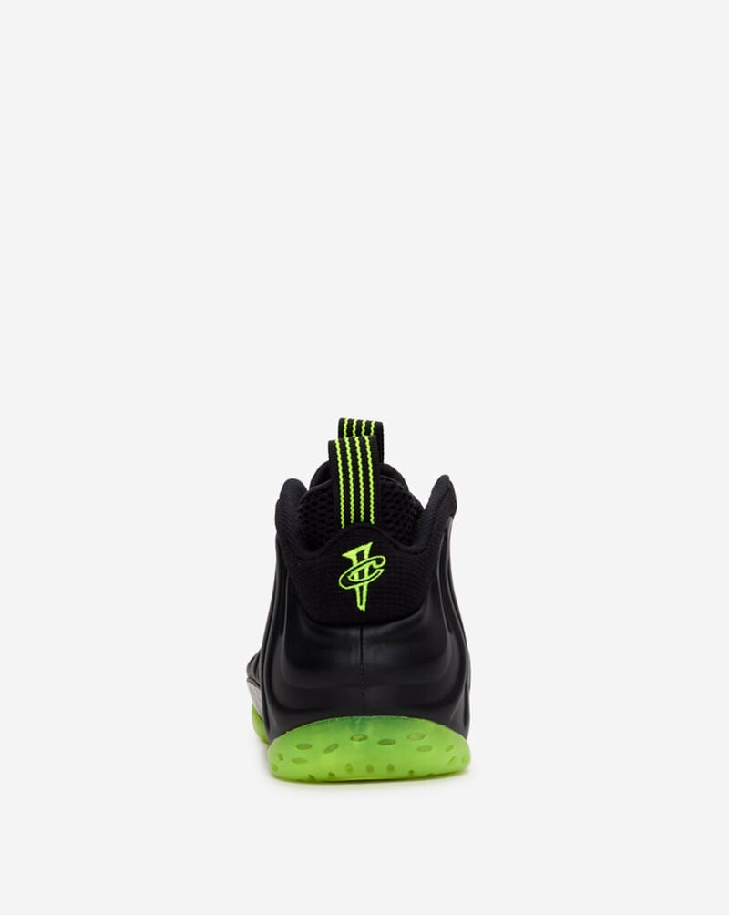 Nike Air Foamposite One HF2902-001 Black 5