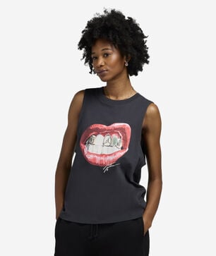 Flight Sleeveless Graphic T-Shirt