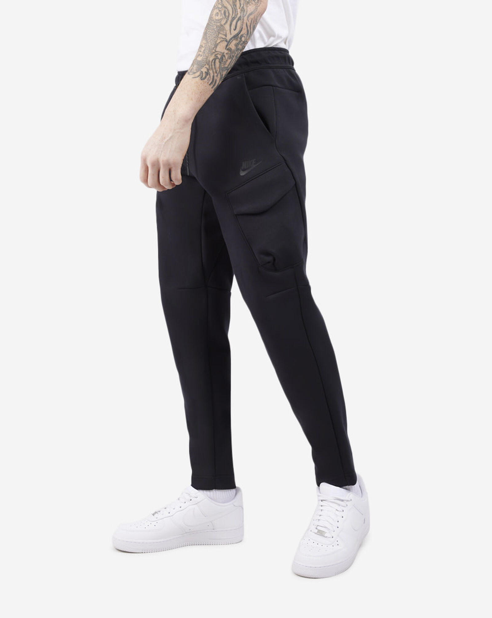 Shop Nike NSW Tech Fleece Utility Joggers DM6453010 black SNIPES USA