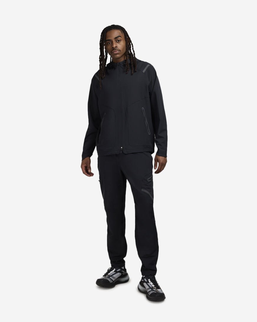 Shop Under Armour Unstoppable Cargo Pant 1390256-001 black