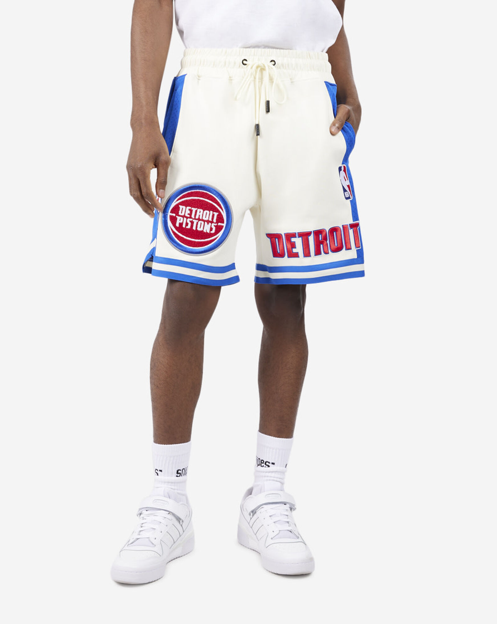 Shop Pro Standard Detroit Pistons Retro Classic Shorts BDP356061ERB