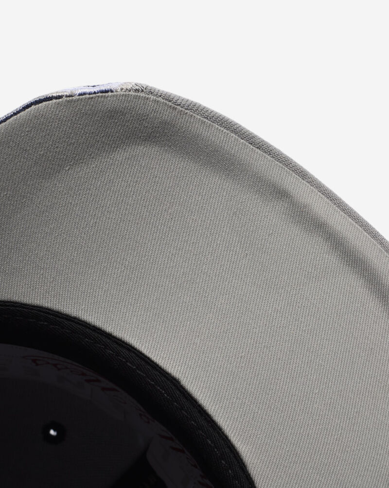 Mitchell  Ness New York Yankees Pro Crown Flames Snapback Hat HP14500-NYYNAVY Blue 4