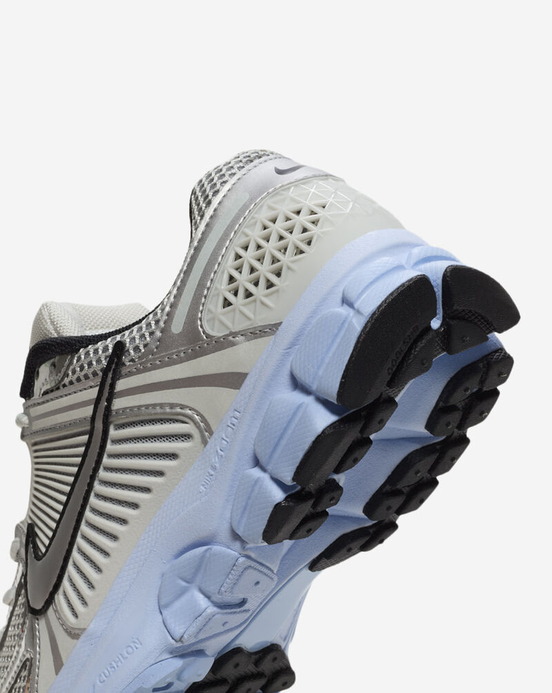 Nike Zoom Vomero 5 IV2381-025 silver 8