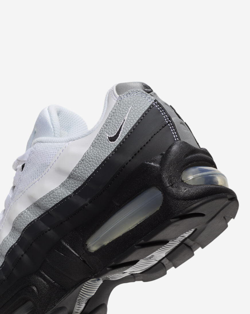 Shop Nike Big Kids' Air Max 95 II4130-021 white | SNIPES USA