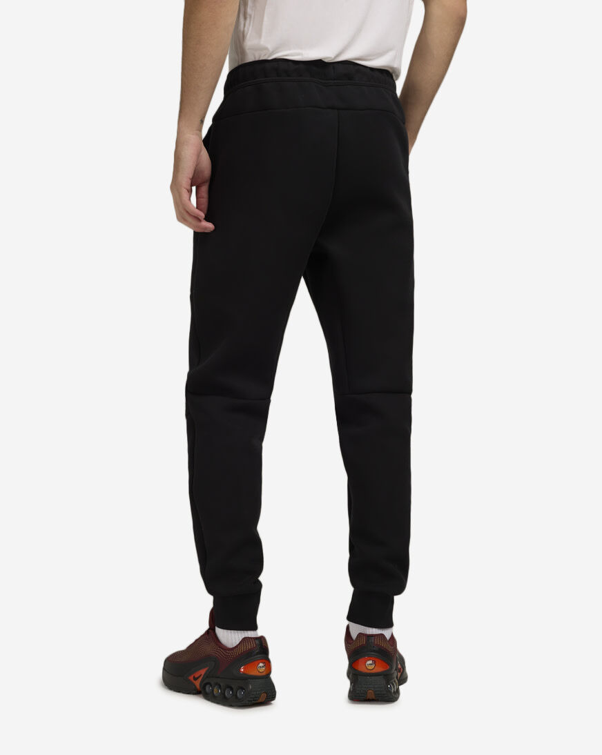 Shop Nike Tech Fleece Joggers HV0959-010 black | SNIPES USA