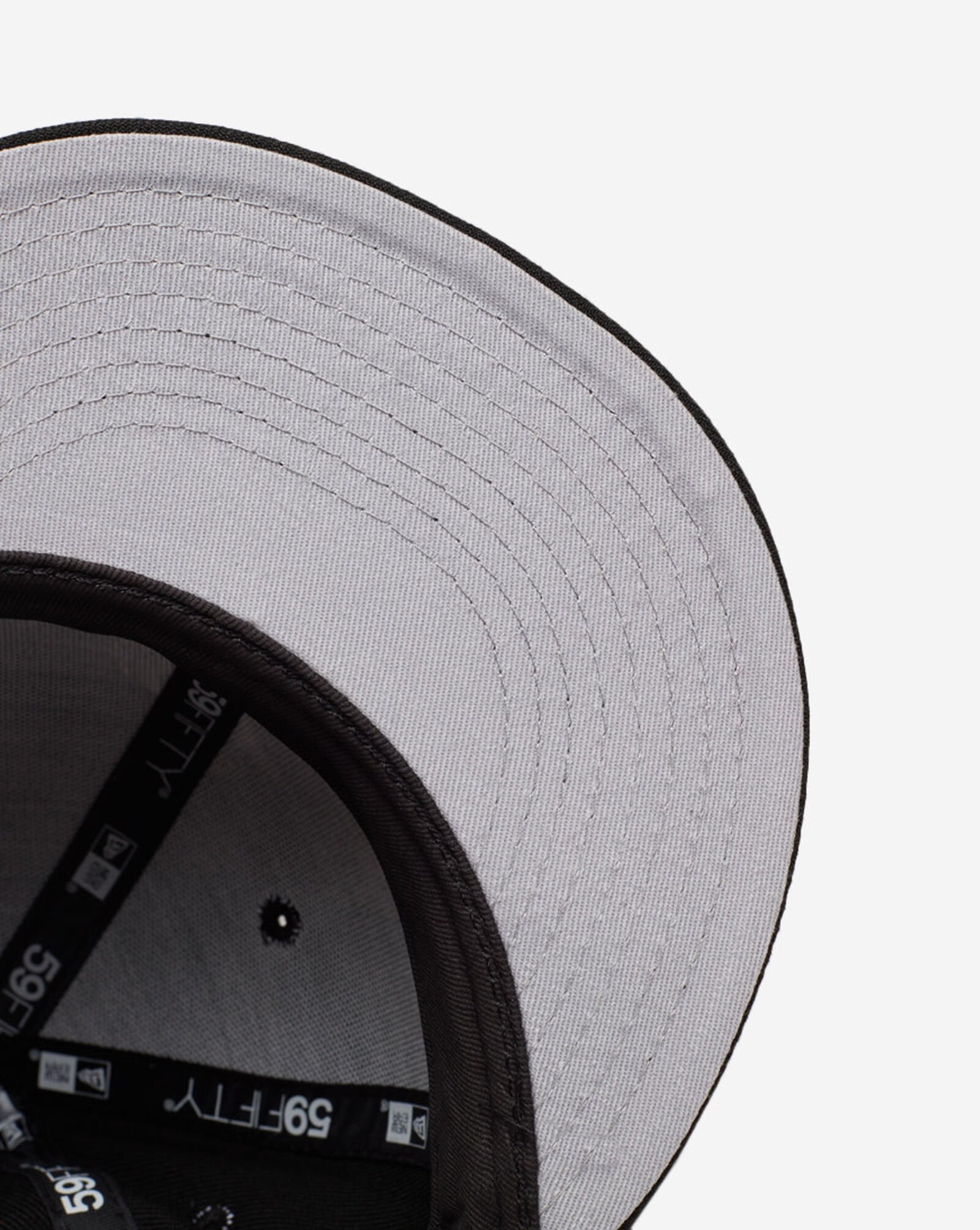 Shop New Era 59Fifty Chicago White Sox Heart Fitted Hat 60243674 blue