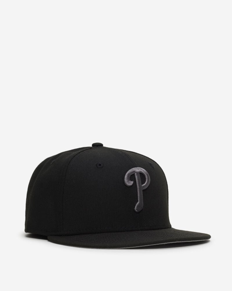 New Era 59Fifty Philadelphia Phillies Core Fitted Hat 60956124 Black 1