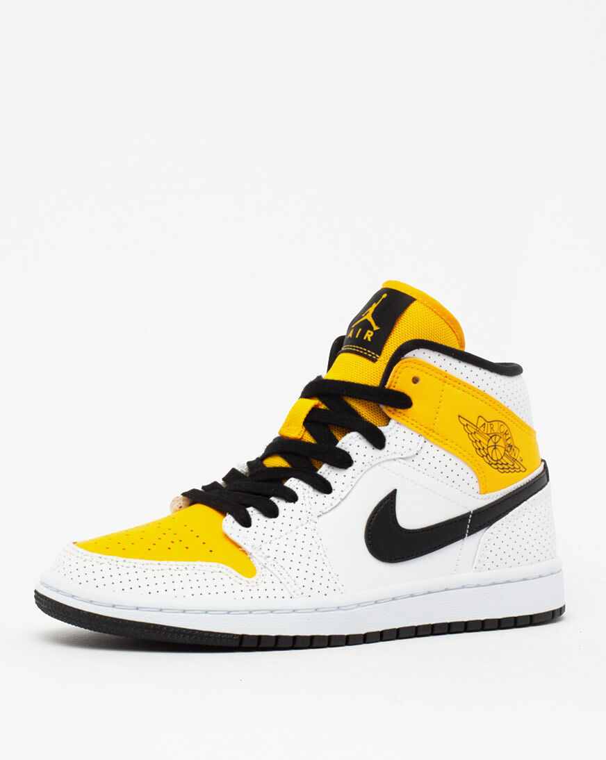 snipes jordan 1 mid