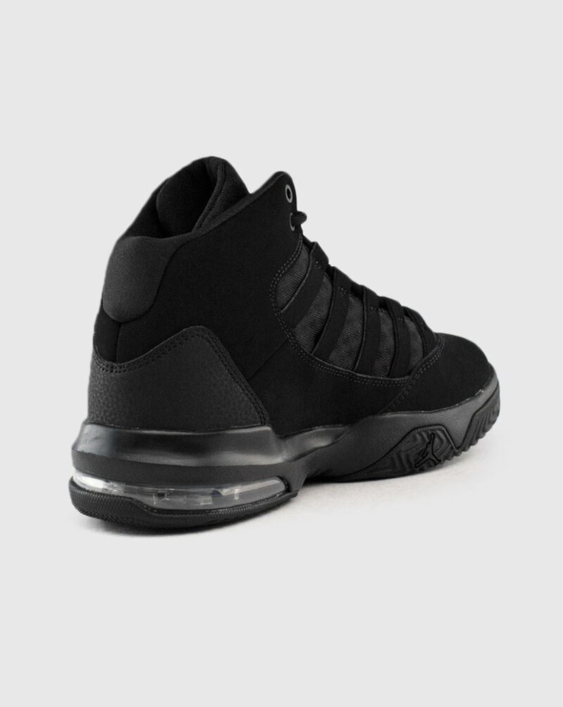 Jordan Grade School Max Aura AQ9214-001 Black 3