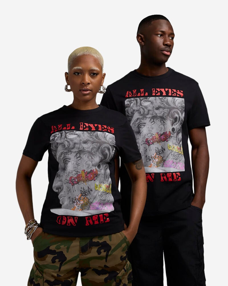 Urban Classics All Eyes Face Statue Tee MTUS228-US-00007 Black 1