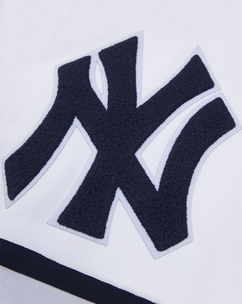 PRO STANDARD New York Yankees Classic Chenille Double Knit Short LNY331606-WHT White 2