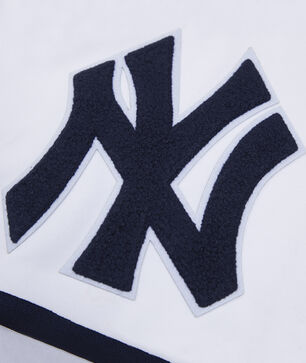 New York Yankees Classic Chenille Double Knit Short
