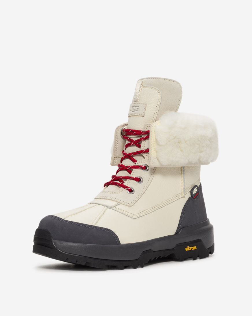 Shop UGG Adirondack Boot XXV 1170591PLST cream | SNIPES USA