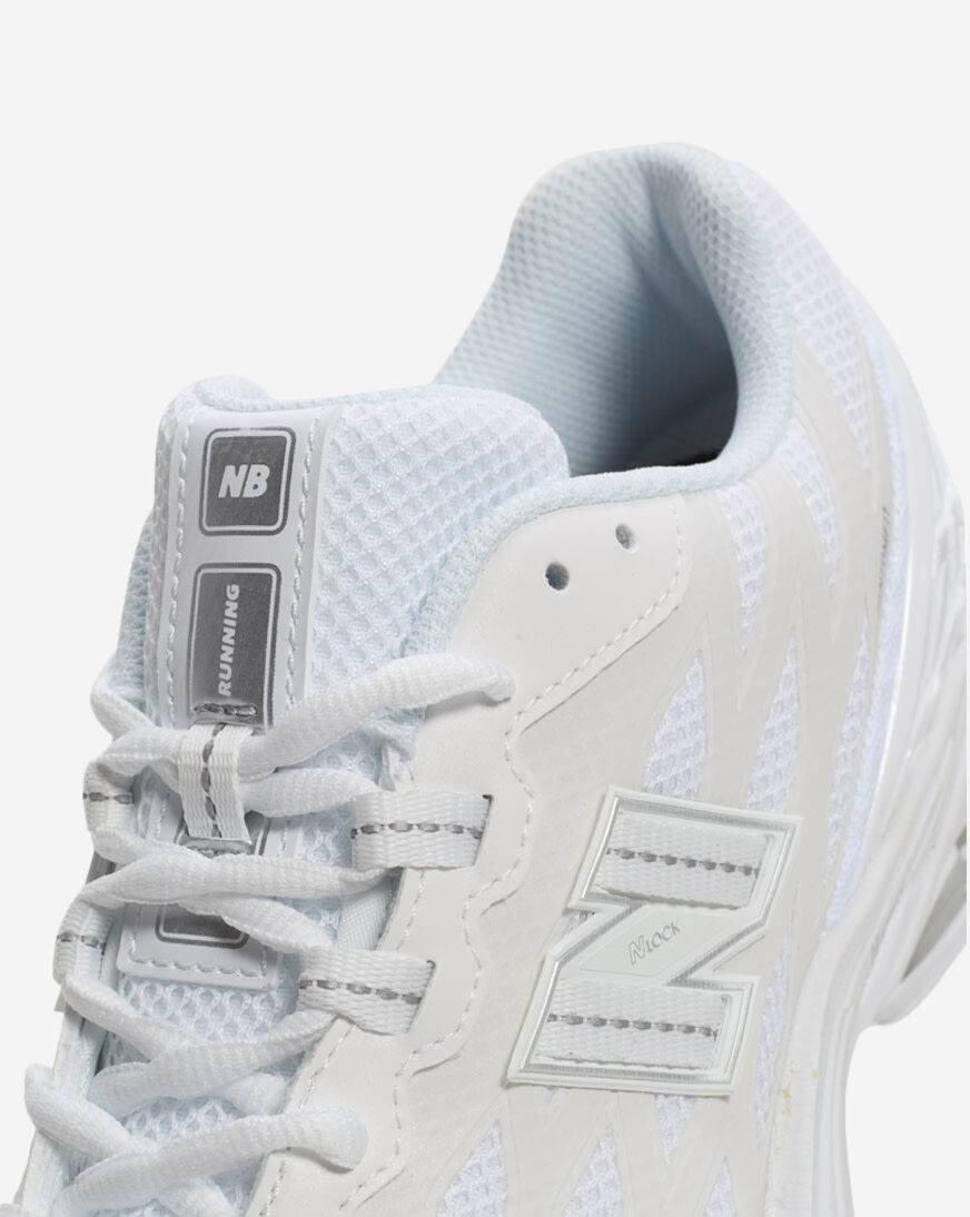 スニーカー NEW BALANCE Men Sneakers White U1906WFC New Balance 1906 'White Metallic Silver' U1906WFC