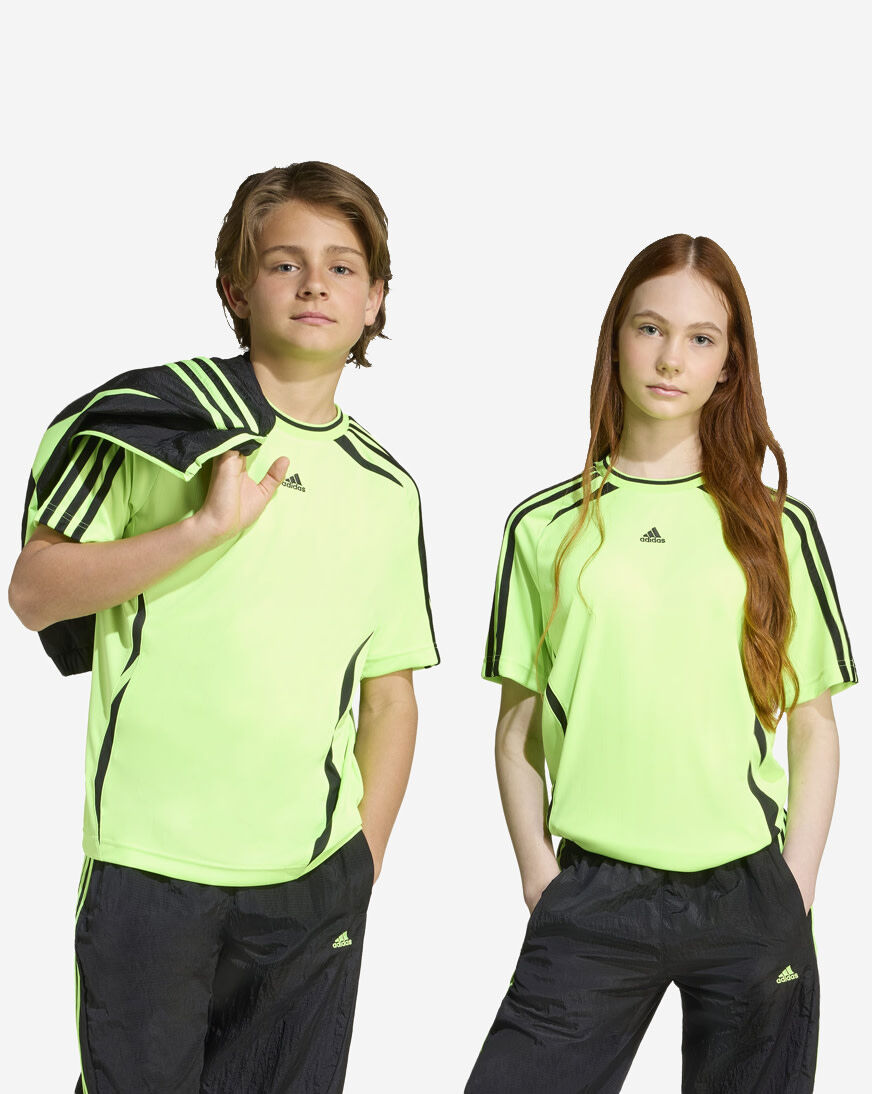 Shop adidas Kids' Teamgeist T-Shirt JY6318 green | SNIPES USA