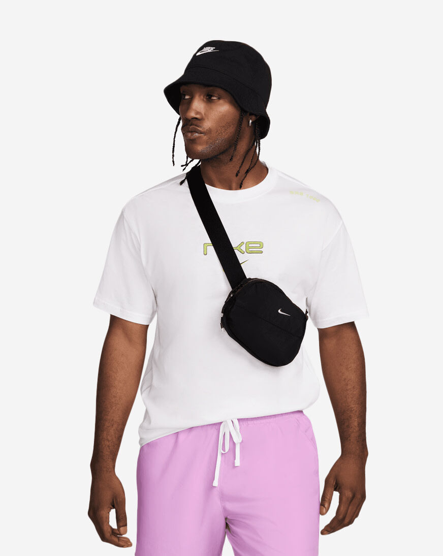 Shop Nike Aura Waistpack HM6120-010 black | SNIPES USA