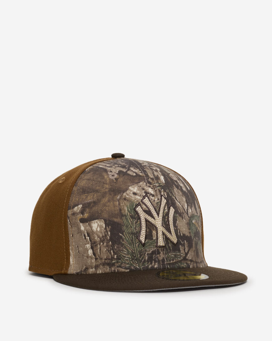 Shop New Era 59Fifty New York Yankees Real Tree Fitted Hat