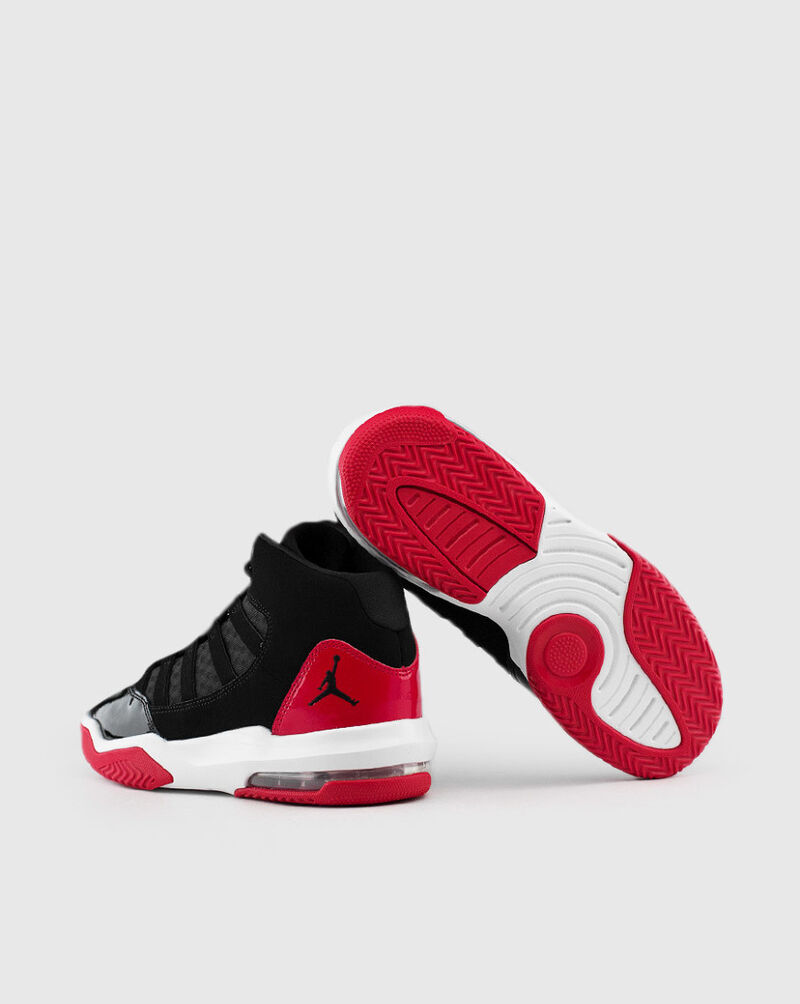 Jordan Grade School Max Aura AQ9214-006 Black 2
