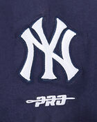 PRO STANDARD Big Boys' New York Yankees Classic Tee LNYB1315108-MDN Blue 2