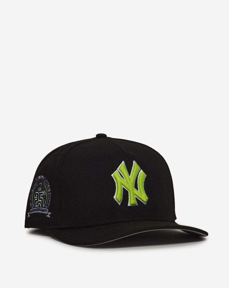New Era 9Fifty New York Yankees A-Frame Snapback Hat 70988353 Black 1