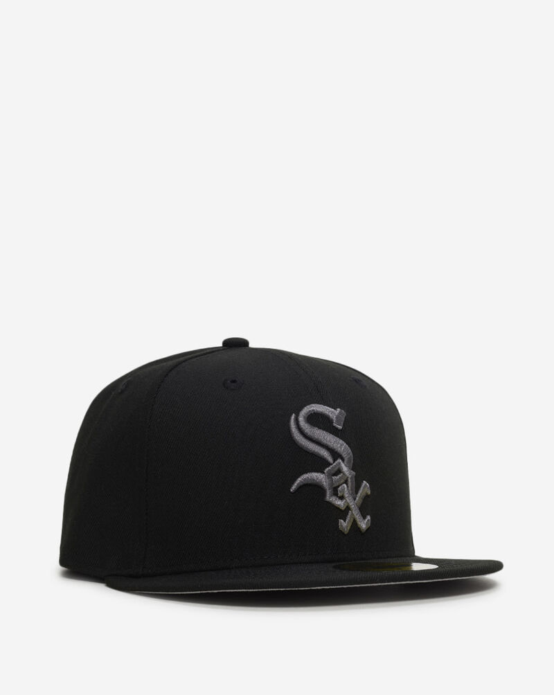 New Era 59Fifty Chicago White Sox Core Fitted Hat 71032186 Black 1