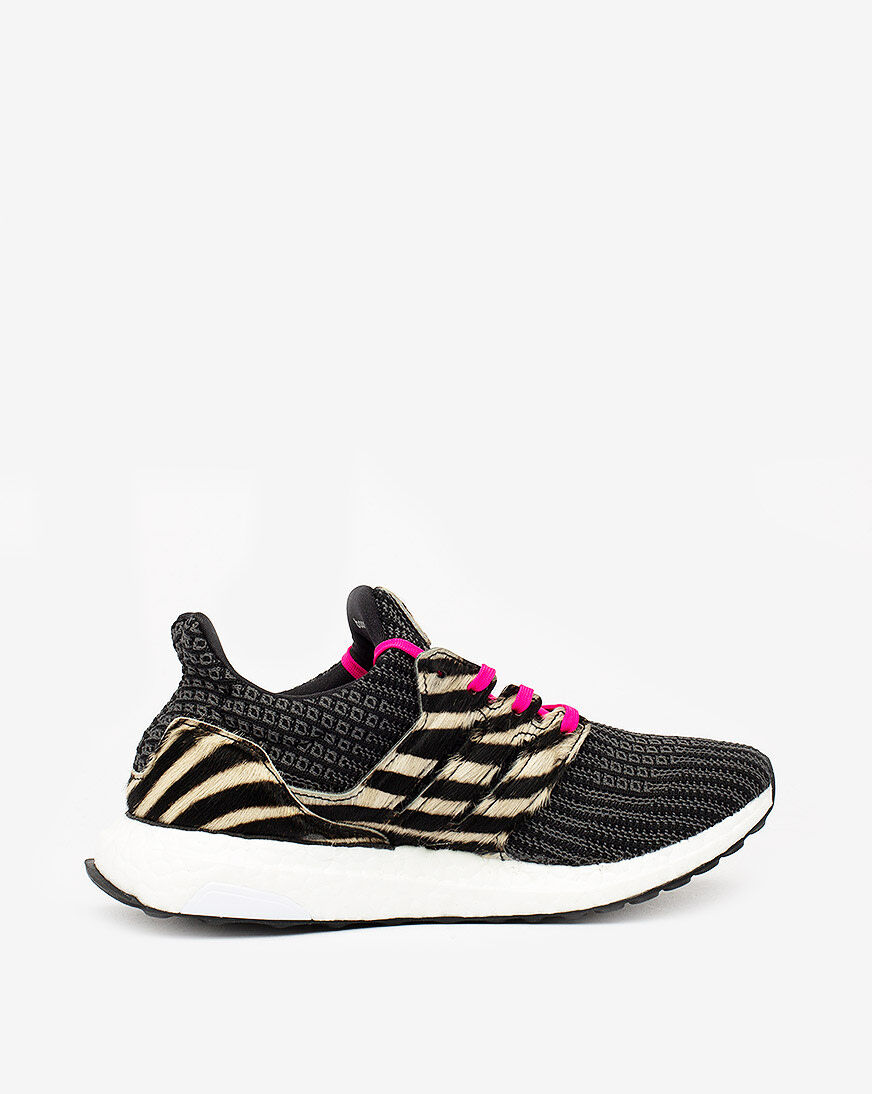 adidas cloudfoam zebra