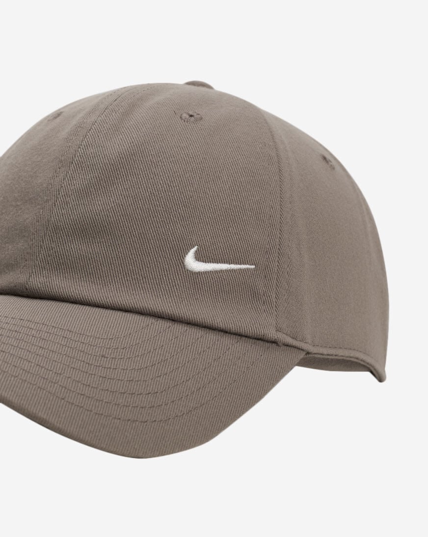 Shop Nike Unstructured Club Cap FZ5698-214 brown | SNIPES USA