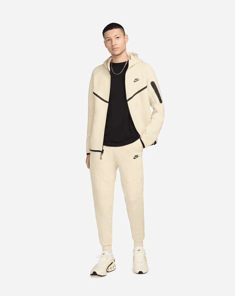 Nike Tech Fleece Joggers HV0959-234 cream 4