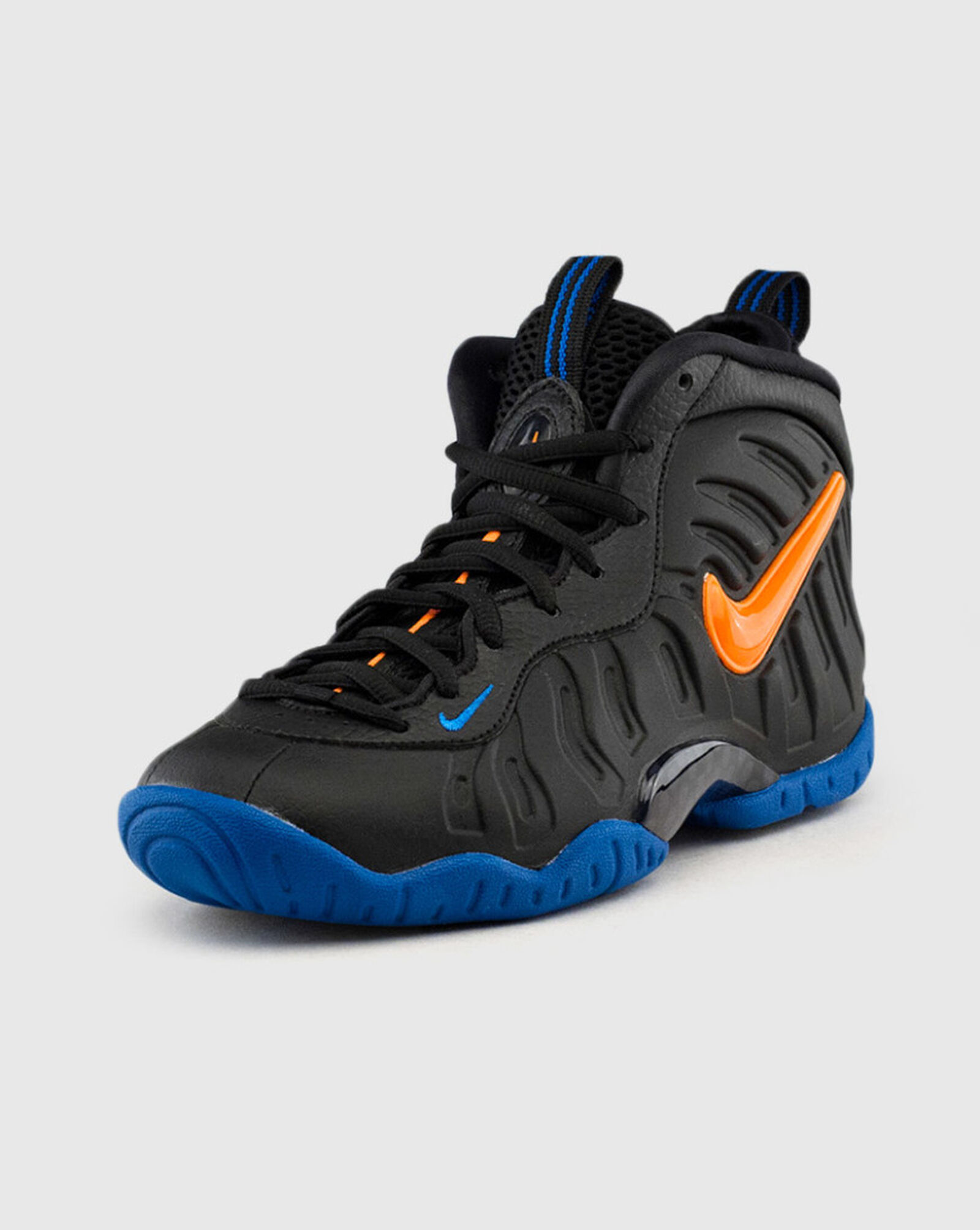 nike little posite pro grade school
