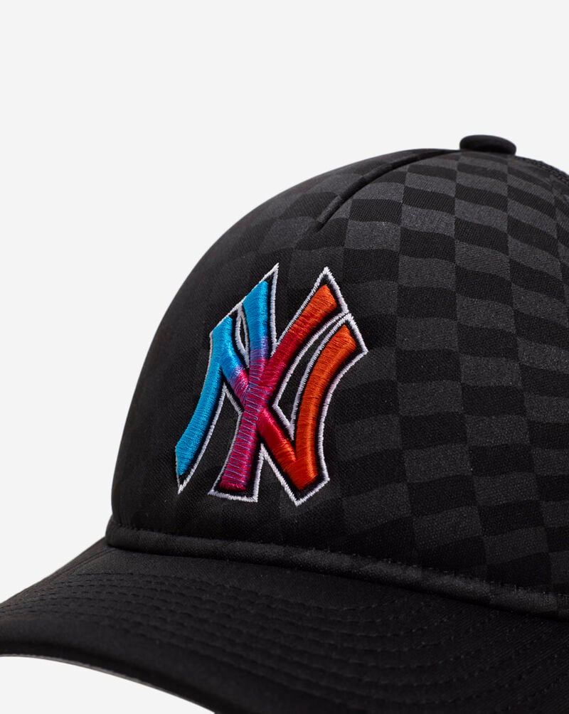 New Era 9Forty A-Frame New York Yankees Raceway Snapback Hat 60641204 Black 2