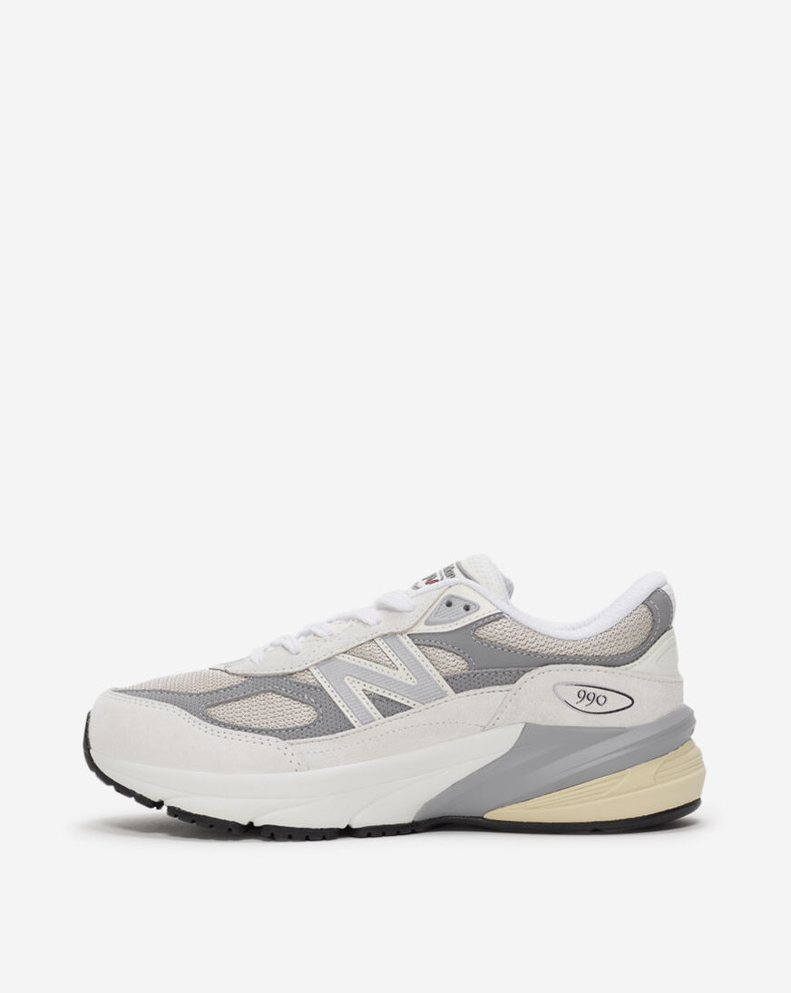 Shop New Balance Grade School 990v6 GC990NC6 grey | SNIPES USA