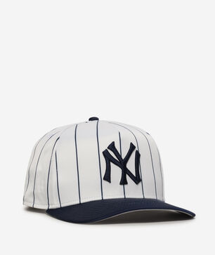 9Fifty New York Yankees Satin Pinstripe Snapback Hat