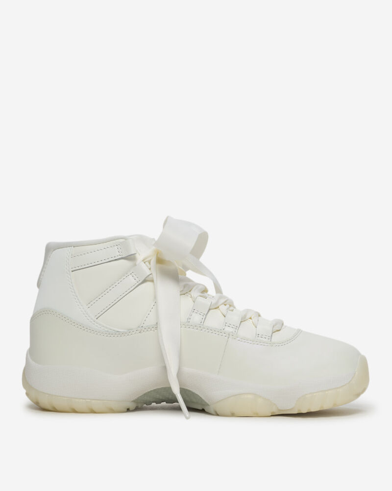 Jordan Air Jordan 11 Retro  AR0715-110 White 4