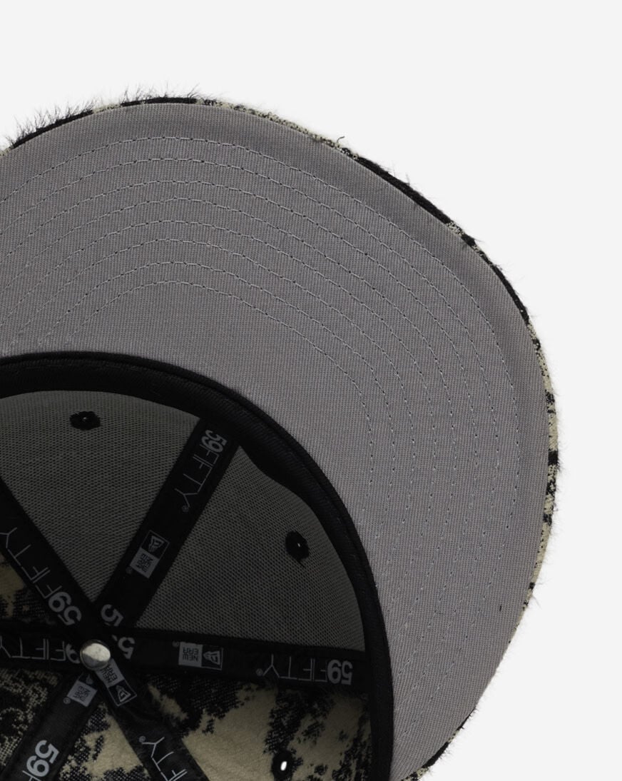 Shop New Era 59Fifty New York Yankees Abstract Print Fitted Hat