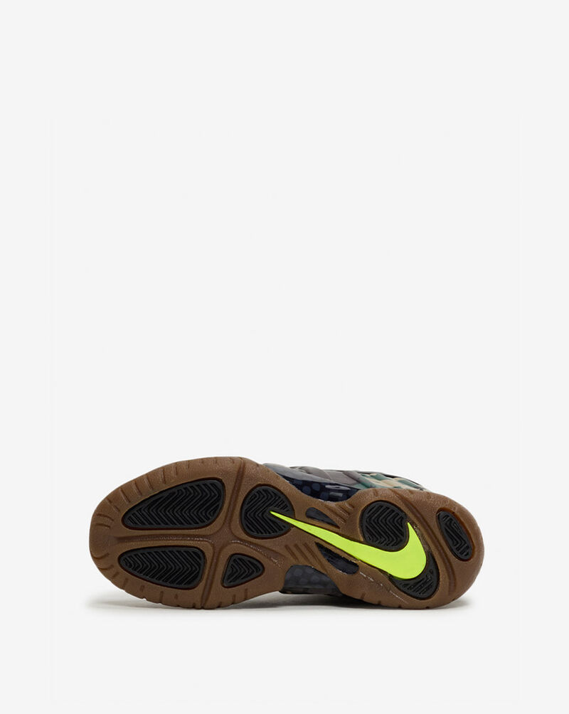 Nike Little Kids' Air Foamposite Pro Premium IV7553-001 Camo 6