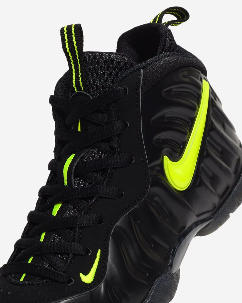 Nike Little Kids' Air Foamposite Pro IQ7232-001 Black 9