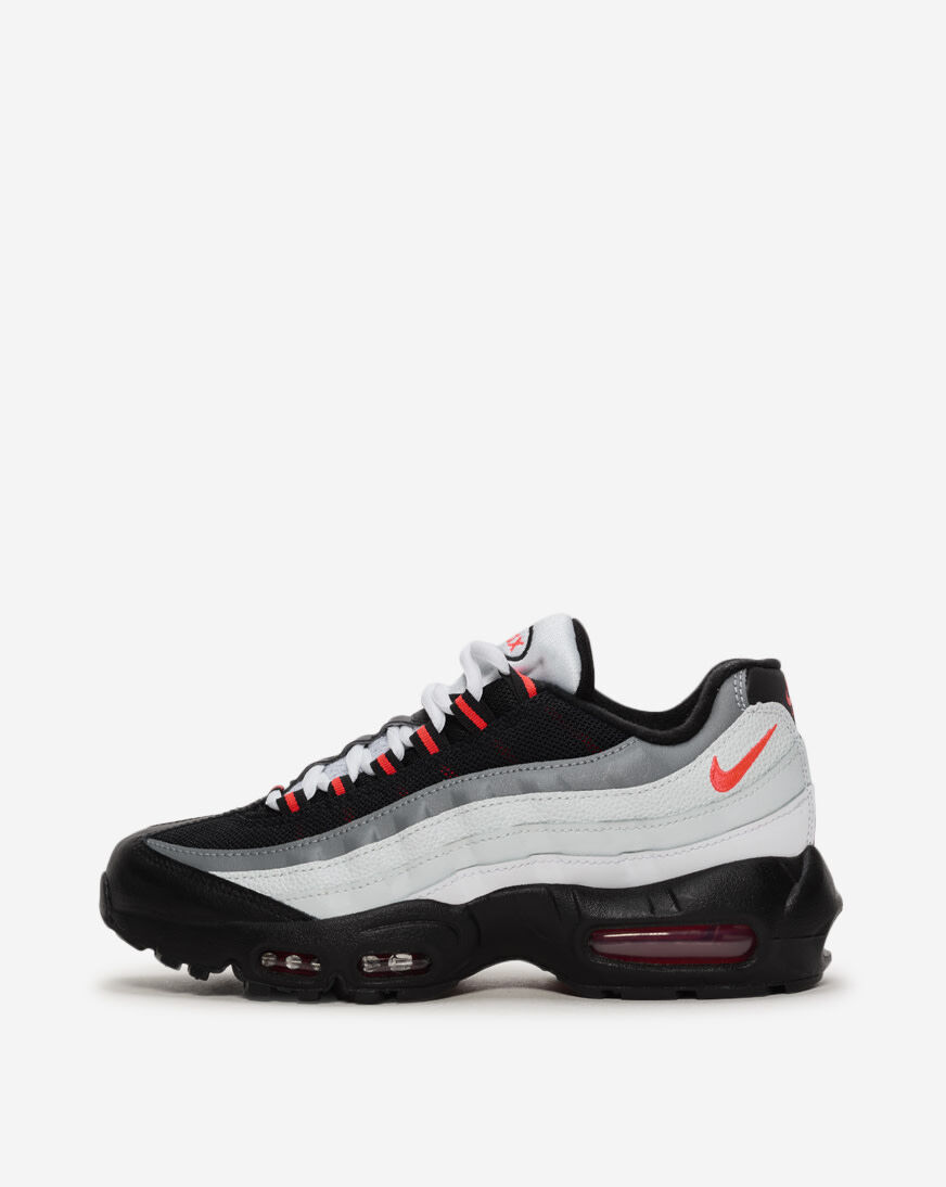 Nike Air Max 95 〈815-10〉 Nike Air Max 95. Nike.com