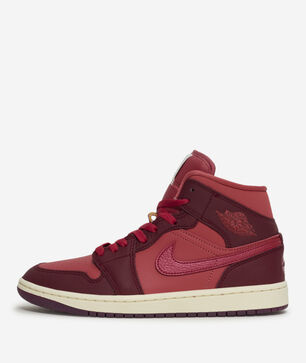 Air Jordan 1 Mid SE