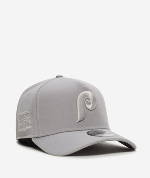 39Thirty Philadelphia Phillies Stretch Fit Fitted Hat