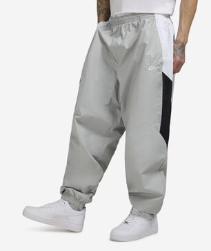 Club Woven Track Pant