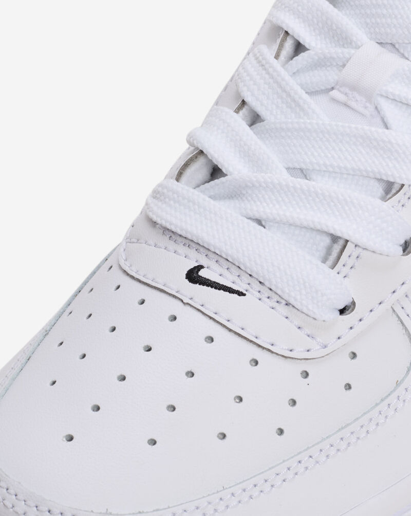 Nike Big Kids' Air Force 1 LV8 IB8845-100 White 8