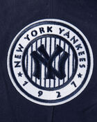 Big Boys' New York Yankees Retro Classic Rib Fleece Pullover Hoodie