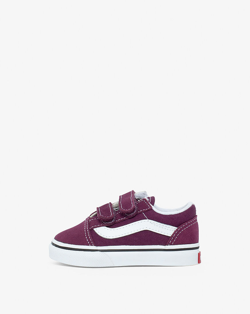 basket vans 30 slip on طاولة طعام ١٢ كرسي basket vans 30 slip on طاولة طعام ١٢ كرسي