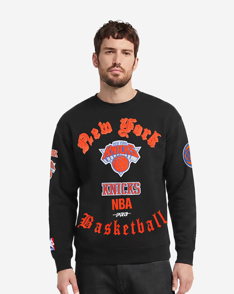 PRO STANDARD New York Knicks Old English Crewneck BNK5515692-BLK Black 1
