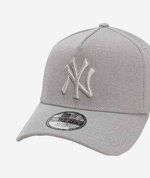 39Thirty New York Yankees Stretch Fit Fitted Hat
