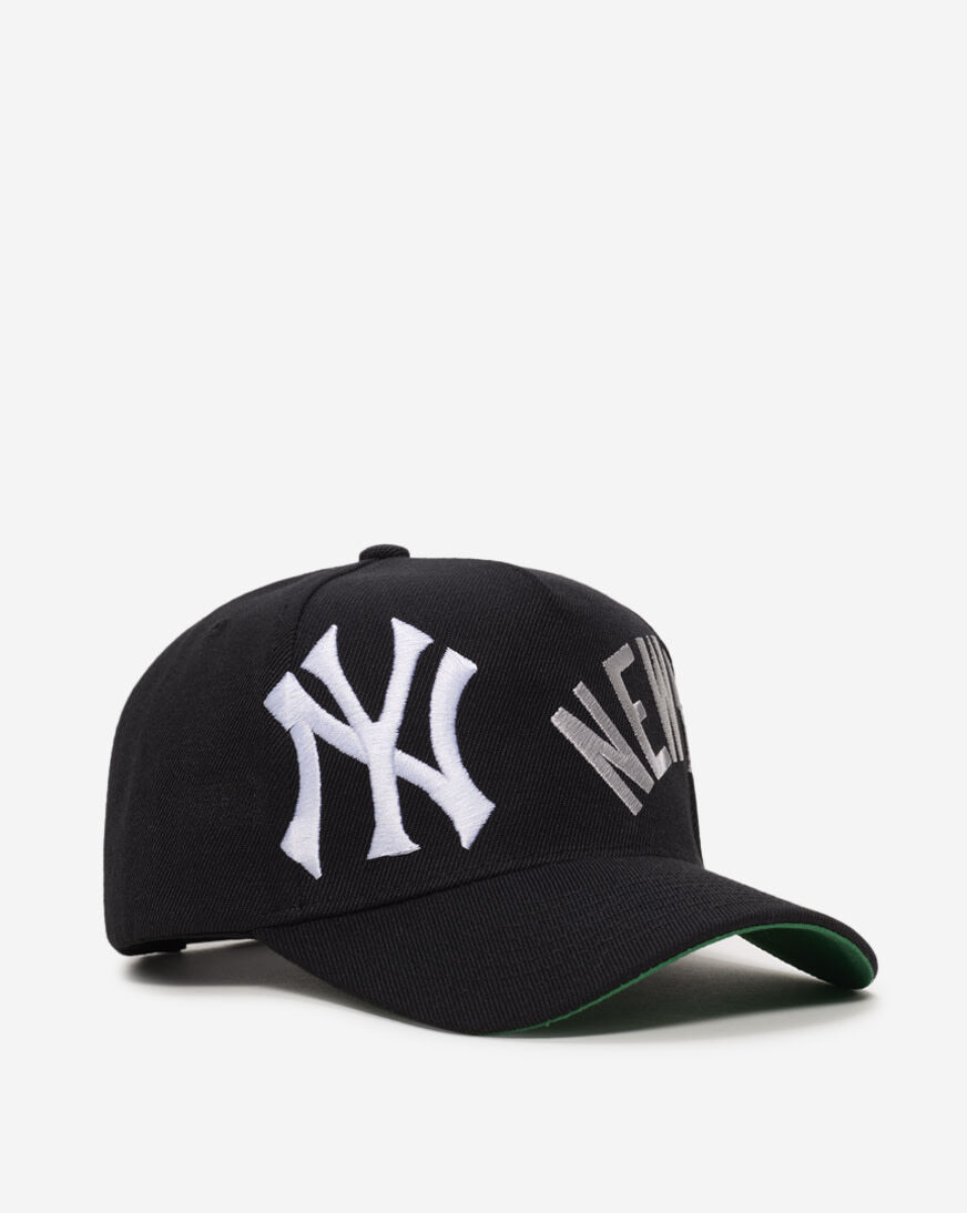 Shop Mitchell Ness New York Yankees Pro Pinch Snapback HP12858
