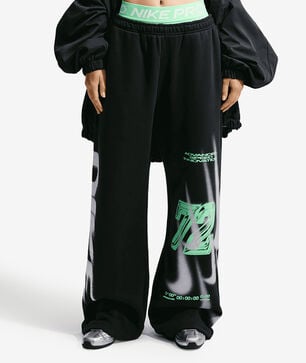 Studio Fleece Medium Weight Oversized High-Rise Straight-Leg Graphic Pants